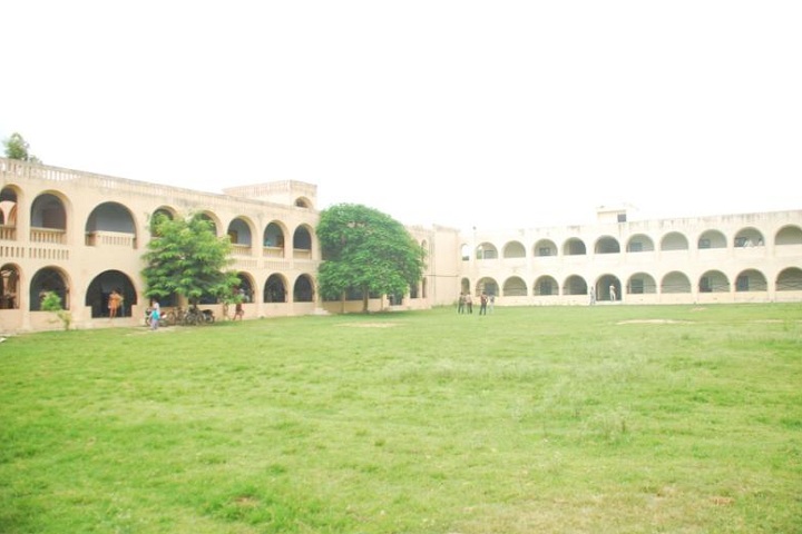 https://cache.careers360.mobi/media/colleges/social-media/media-gallery/13519/2019/2/21/Campus view of Government Post Graduate College Deoband_Campus-view.jpg